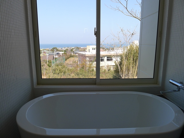 海を望むコンパクトハウス