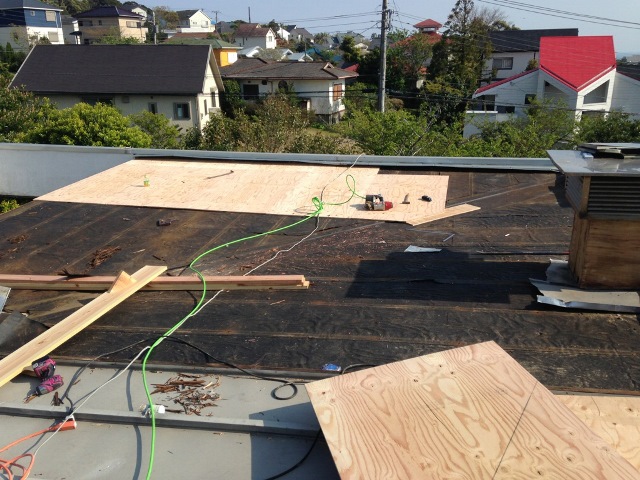 屋根リフォーム